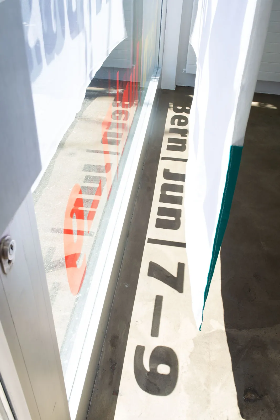 logo-shadow.jpg